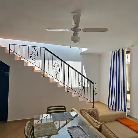 таунхаус с шикарной террасой *