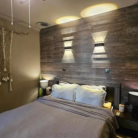 таунхаус с шикарной террасой アパート スヴェティ・ヴラス