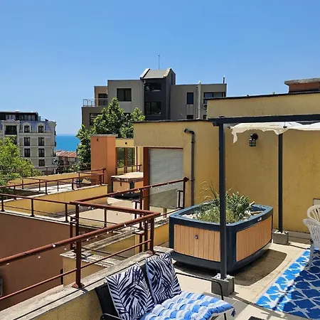 アパート таунхаус с шикарной террасой *