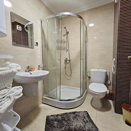 таунхаус с шикарной террасой *