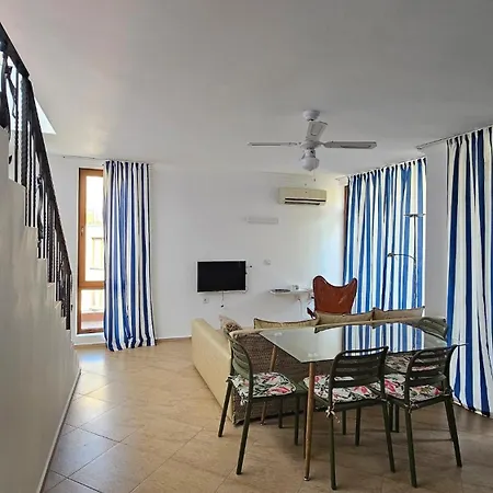 таунхаус с шикарной террасой