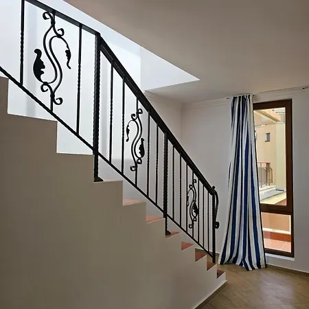 таунхаус с шикарной террасой Apartment *