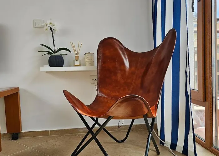 таунхаус с шикарной террасой דירה סבטי ולאס