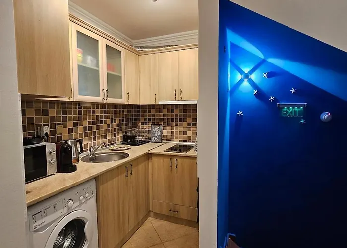 таунхаус с шикарной террасой דירה סבטי ולאס