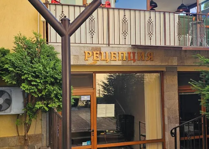 таунхаус с шикарной террасой דירה